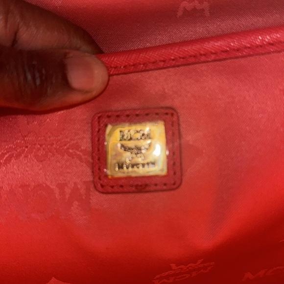 Authentic MCM Nouvo Saffiano Handbag missing Cross Body Strap EUC in Tomato Red - Picture 7 of 17